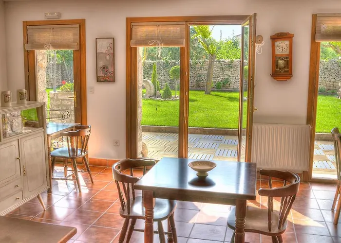 La Casa Del Huerto * Quintanilla-Vivar